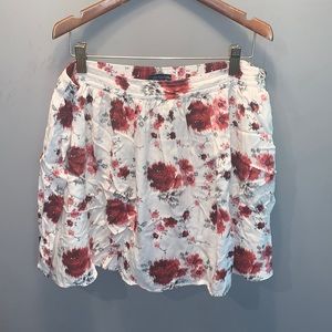 American Eagle floral skirt sz Large
